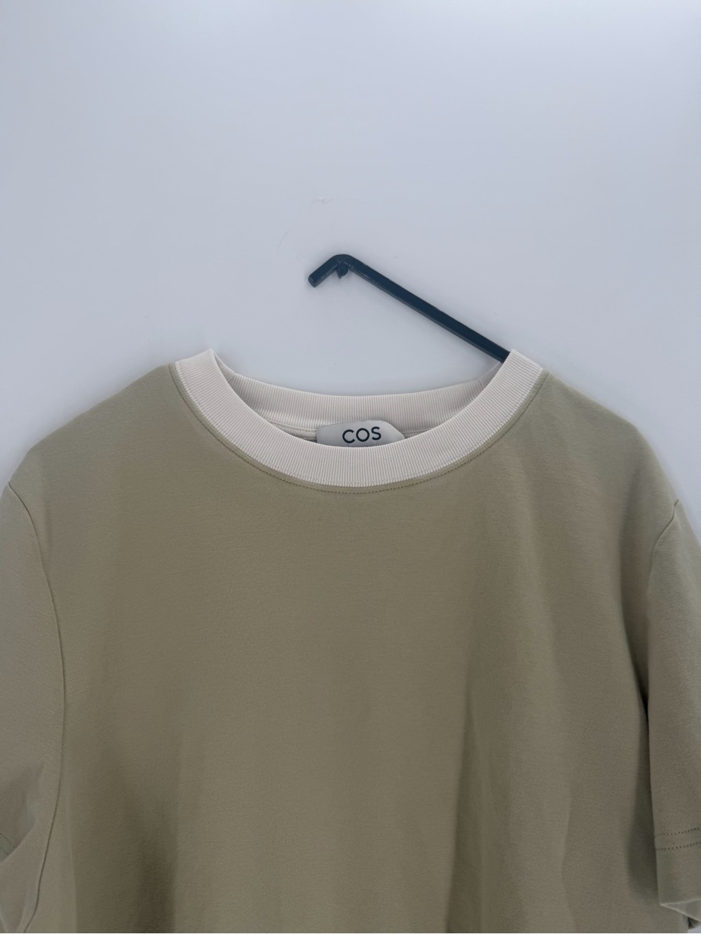 Cos Clean Cut Regular Short Sleeve T-Shirt In Green Ecru